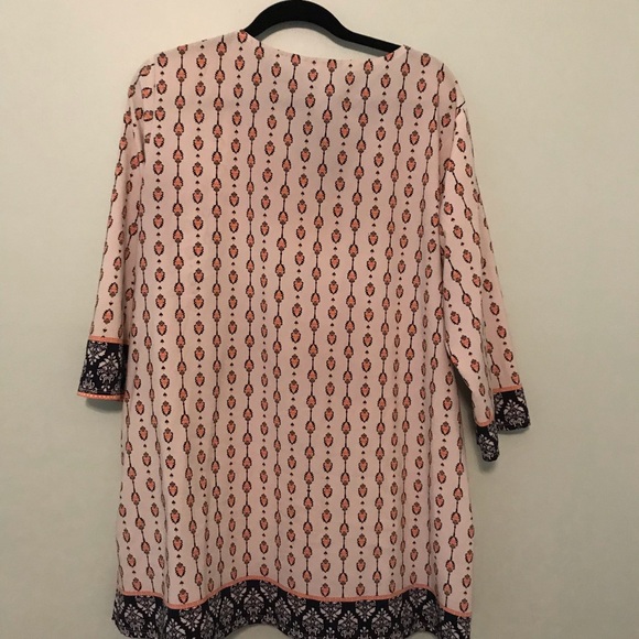Moa Pattern Tunic - Picture 10 of 10